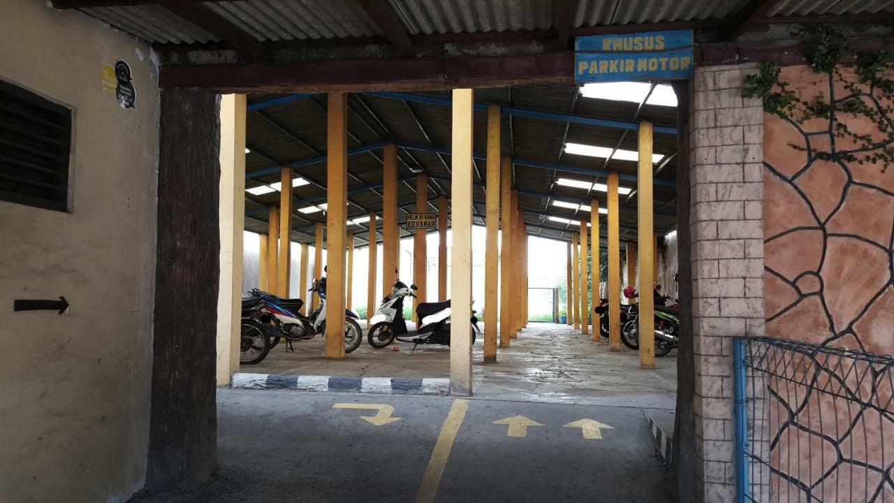 Sentosa Hotel & Restaurant - Tersertifikasi Chse Dari Kementerian Pariwisata Dan Ekonomi Kreatif Bekasi Exterior photo